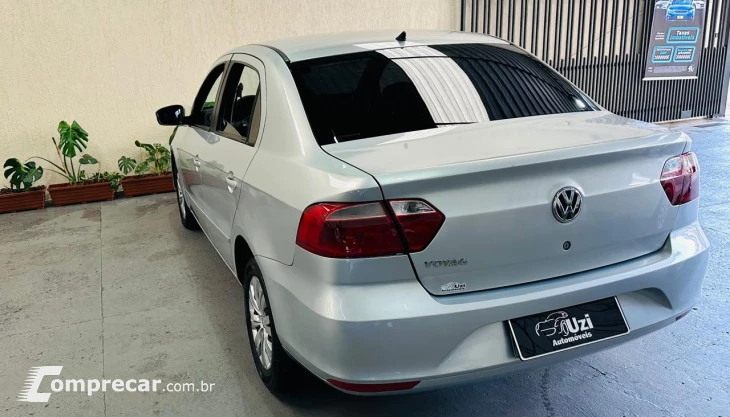 VOYAGE 1.0 MI 8V