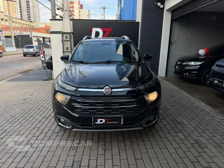 TORO 2.0 16V Turbo Volcano 4WD AT9