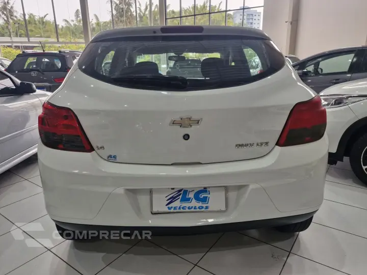 Onix Hatch 1.4 4P FLEX LTZ