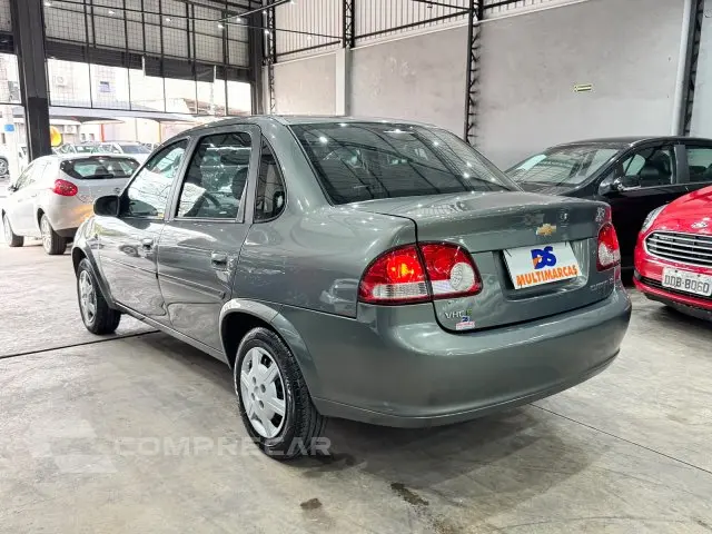 CLASSIC - 1.0 MPFI LS 8V 4P MANUAL