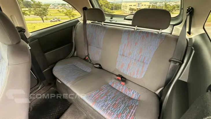 CELTA 1.0 MPFI Life 8V