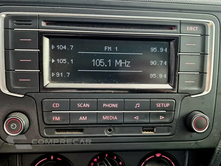 VOYAGE 1.0 12V MPI TOTALFLEX 4P MANUAL
