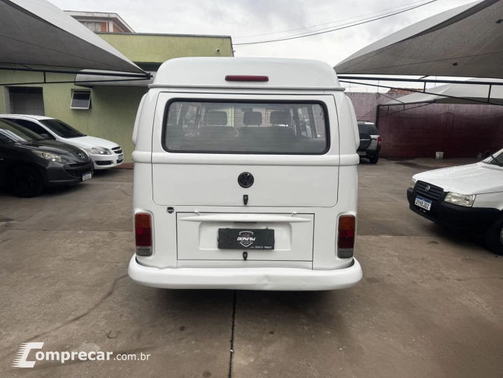 Kombi 1.4 FLEX STD 9 LUGARES