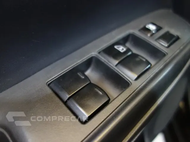 VERSA - 1.6 16V UNIQUE 4P XTRONIC