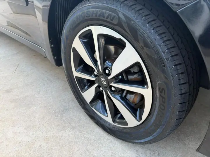 HB20S Premium 1.6 Flex 16V Aut. 4p