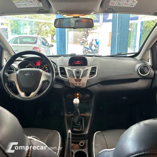 FIESTA 1.0 MPI First Sedan 8V