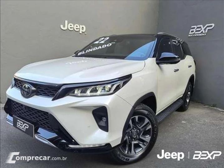 HILUX SW4 2.8 D-4d Turbo Diamond 7L 4X4