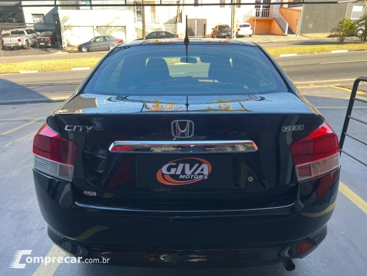 CITY Sedan LX 1.5 Flex 16V 4p Aut.