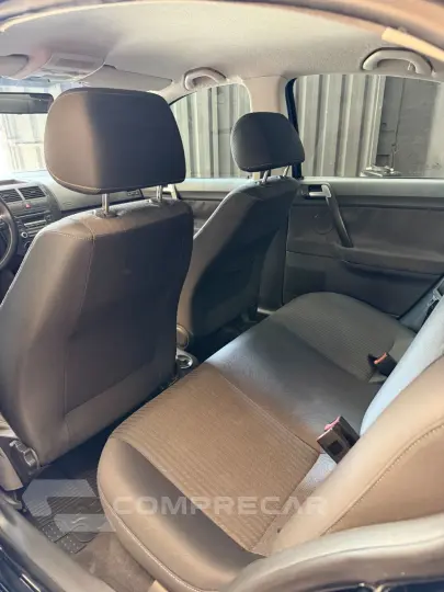 Polo Sedan I MOTION  1.6 Total Flex  4p