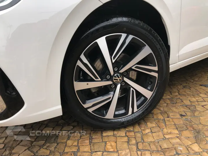 Virtus 1.0 200 Tsi Highline Automático