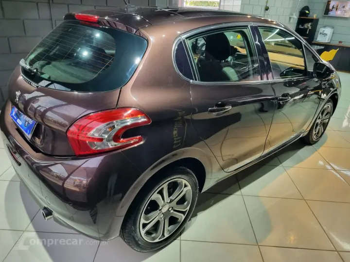 208 1.0 Turbo 200 Griffe