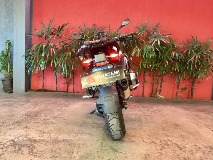 1300R GS