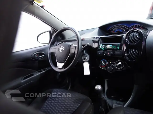 ETIOS HATCH - 1.3 X 16V 4P MANUAL