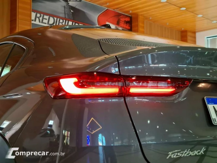 FASTBACK AUDACE 200 TB AUT (HIBRÍDO)