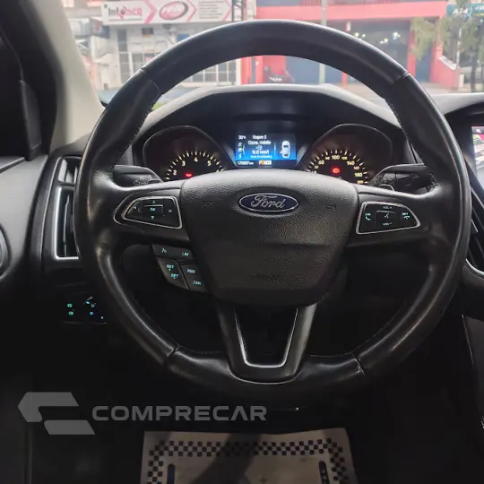 FOCUS 2.0 TITANIUM PLUS SEDAN 16V