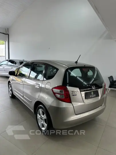 Fit LX 1.4/ 1.4 Flex 8V/16V 5p Mec.