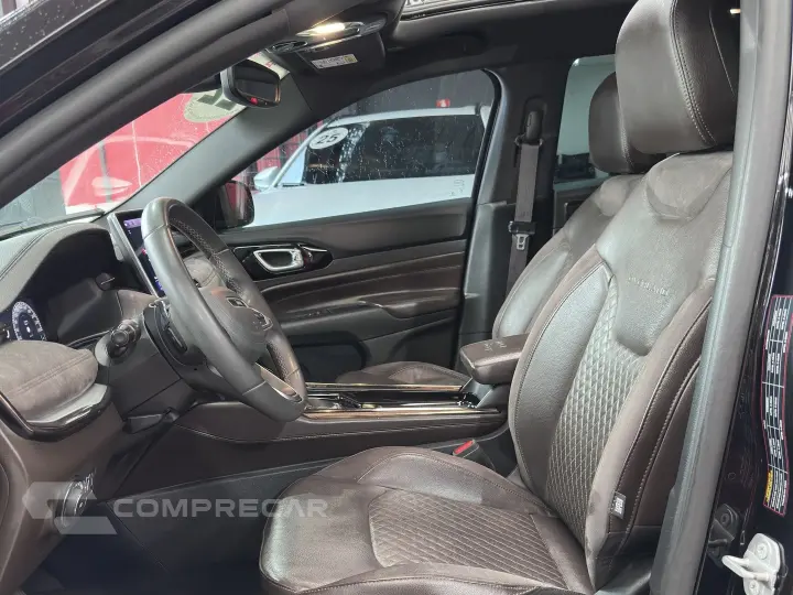 COMMANDER 1.3 T270 TURBO FLEX OVERLAND AT6