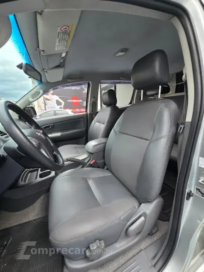 Hilux CD SR 4x2 2.7 16V/2.7 Flex Aut.