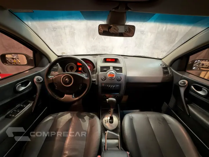 Megane Grand Tour 2.0 16V 4P DYNAMIQUE AUTOMÁTICO