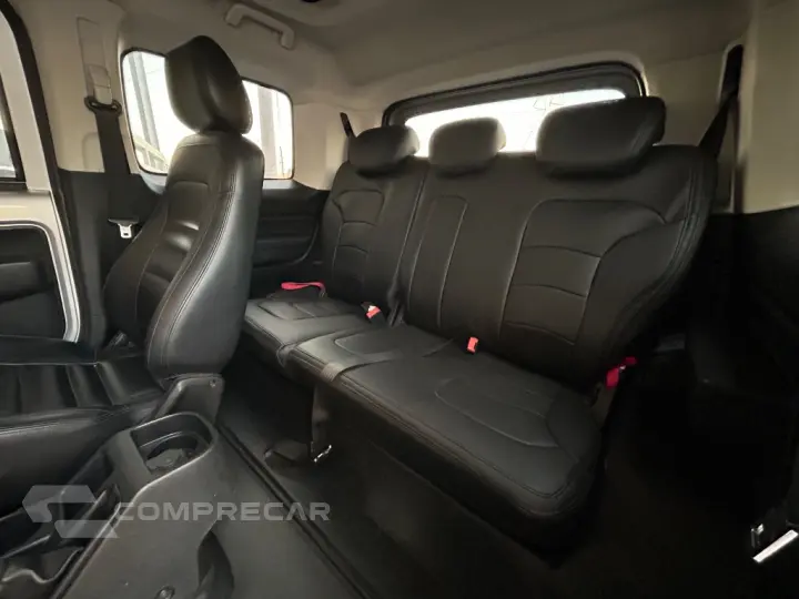 T-4 4x4 3.2 20V Tdi Cap. Rígida Diesel