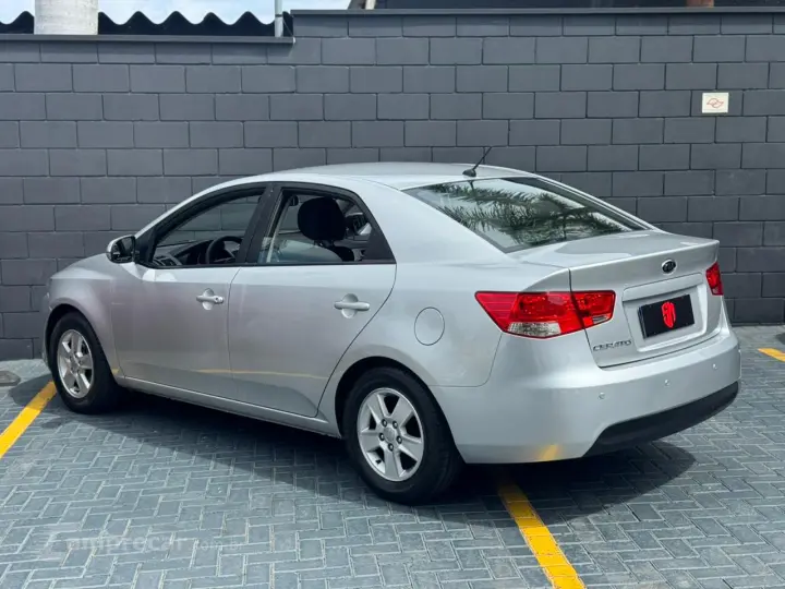 CERATO 1.6 EX3 Sedan 16V
