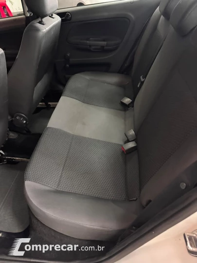 VOYAGE 1.0 12V MPI Totalflex Trendline