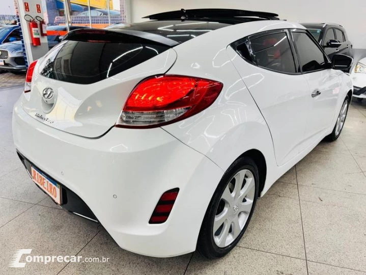 VELOSTER