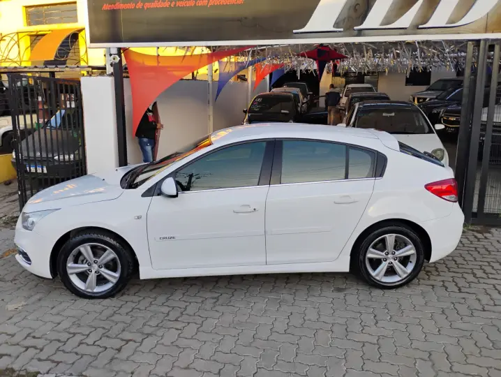 CRUZE 1.8 LT Sport6 16V