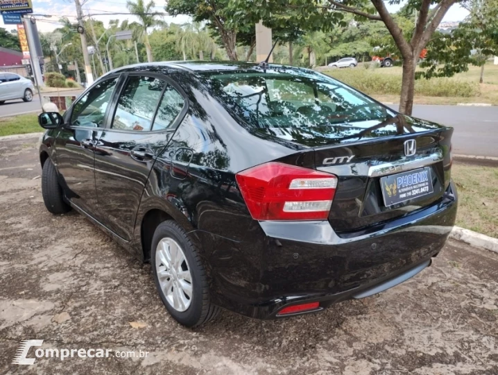 CITY 1.5 LX Sedan 16V