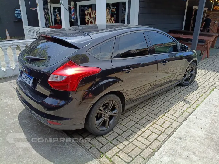 Focus 1.6  Sigma Hatch