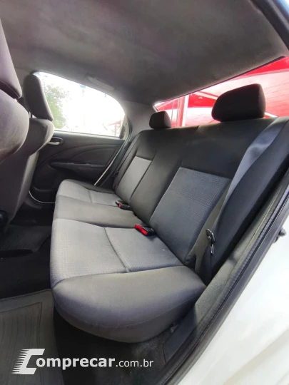 ETIOS 1.5 XS Sedan 16V