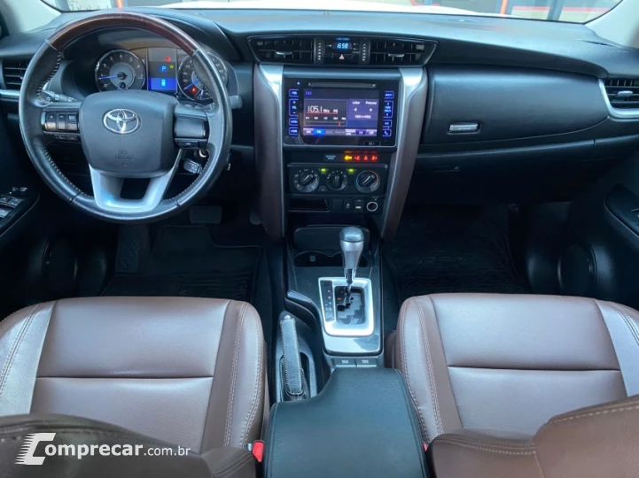HILUX SW4 2.7 SR 4X2 16V