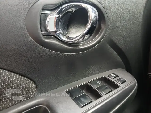 VERSA - 1.6 16V SL 4P MANUAL