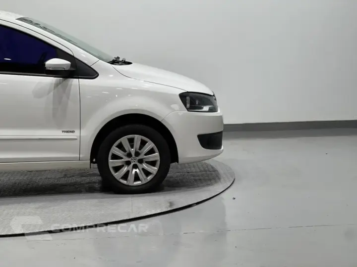FOX 1.6 I- TREND 8V MANUAL