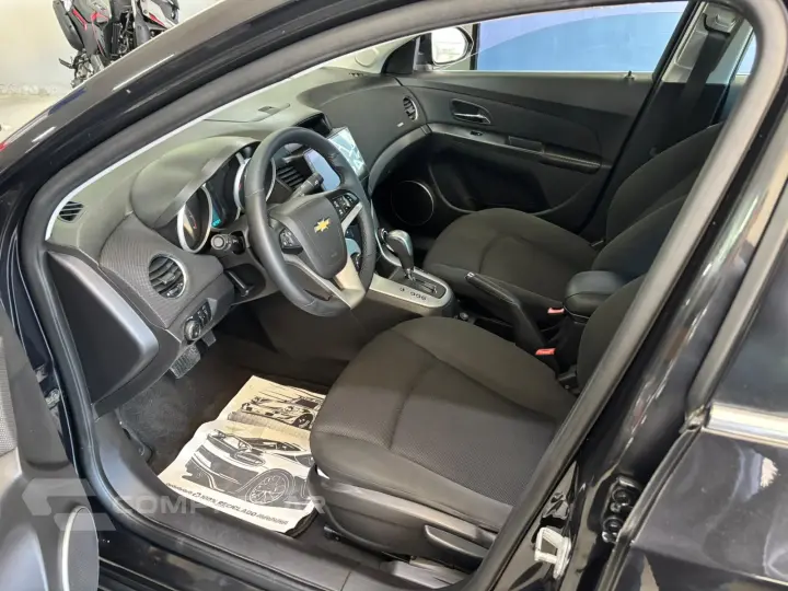 CRUZE LT 1.8 16V FlexPower 4p Aut.