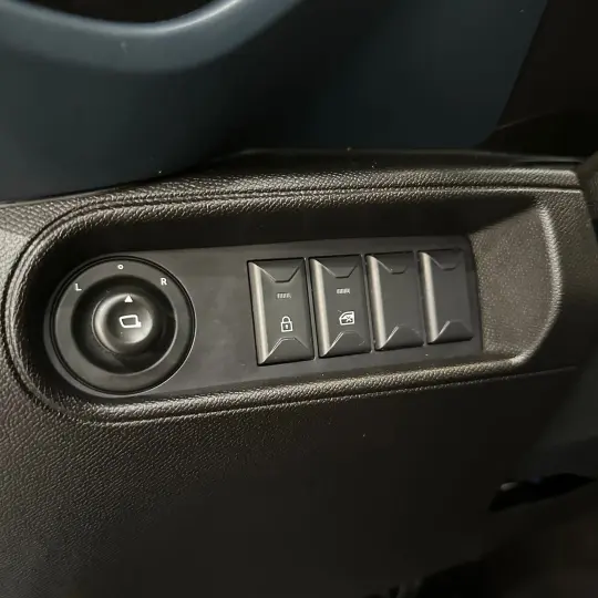 C3 Feel 1.0 Flex 6V 5p Mec.