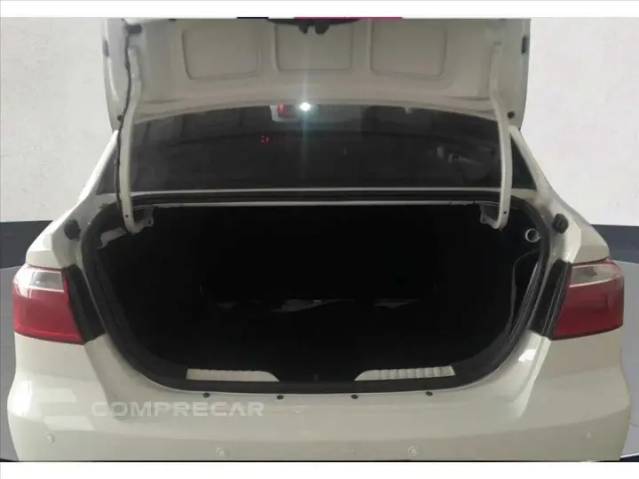 VOYAGE 1.0 12V MPI TOTALFLEX 4P MANUAL