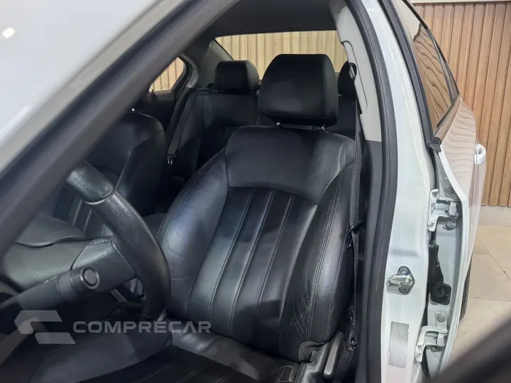 CRUZE 1.8 LT 16V FLEX 4P AUTOMÁTICO