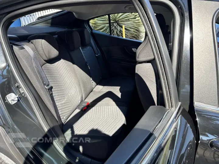 Fastback Audace 1.0 200 T. Flex Aut