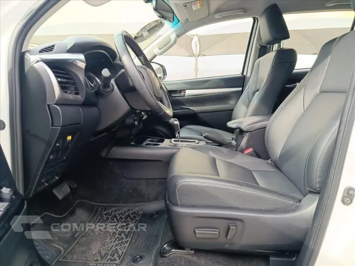 HILUX 2.8 D-4D TURBO DIESEL CD SRV 4X4 AUTOMÁTICO
