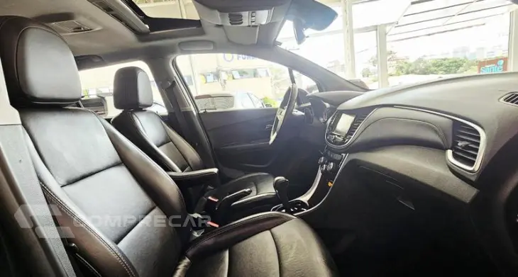 CHEV TRACKER MIDNIGHT