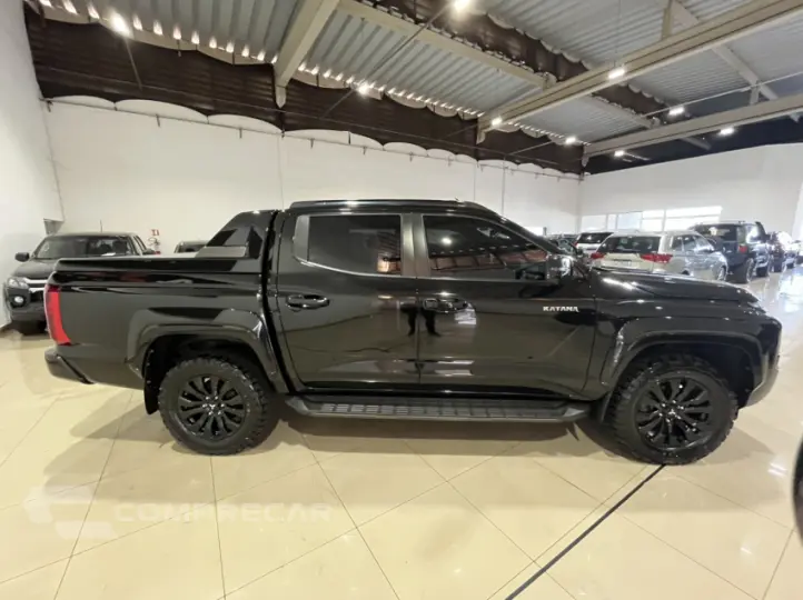 TRITON 2.4 Biturbo CD Katana 4X4