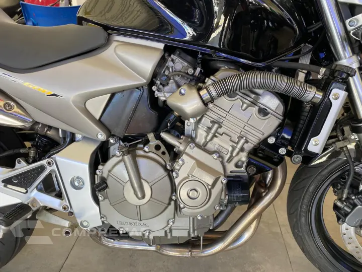 CB 600F HORNET