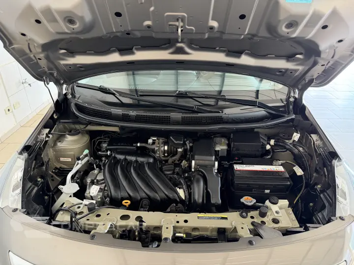 VERSA 1.6 16V SL