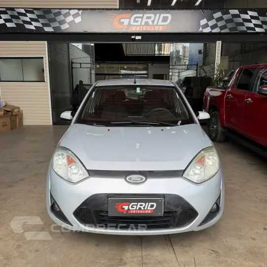 FIESTA 1.6 MPI Class Hatch 8V