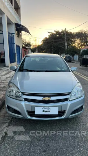 VECTRA 2.0 MPFI Elegance 8V