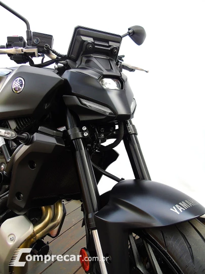 YAMAHA MT-07 CONNECTED ABS
