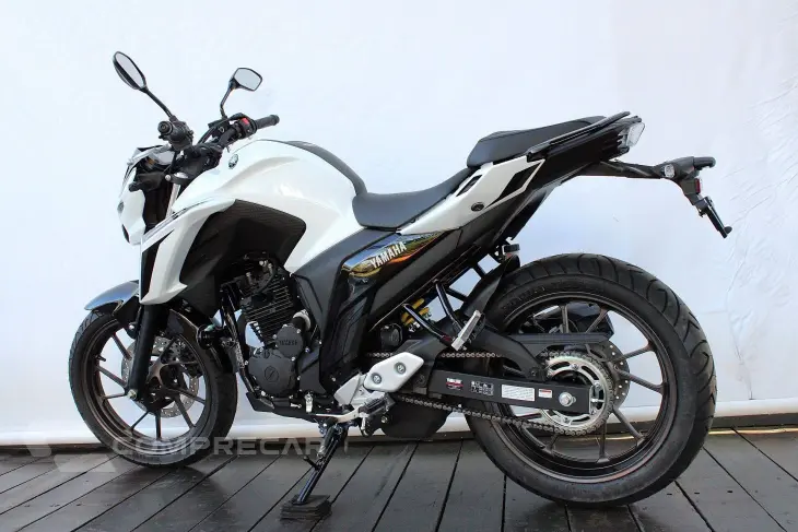 YAMAHA FZ25 FAZER CONNECTED ABS