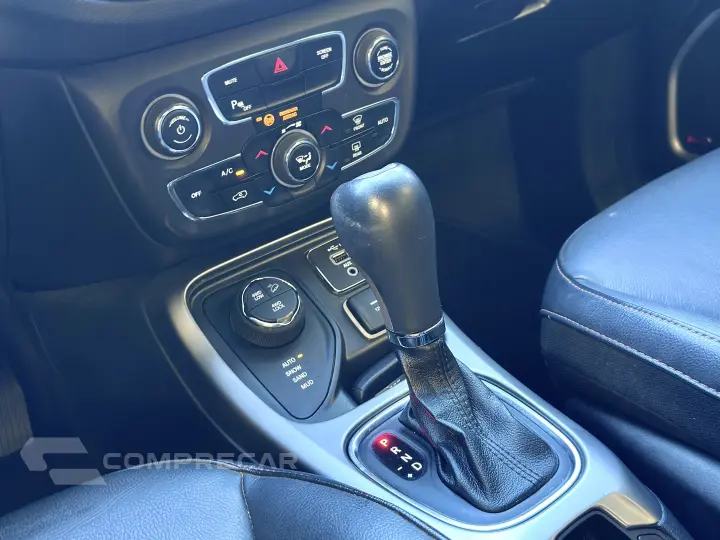 COMPASS 2.0 16V DIESEL LONGITUDE 4X4 AUTOMÁTICO