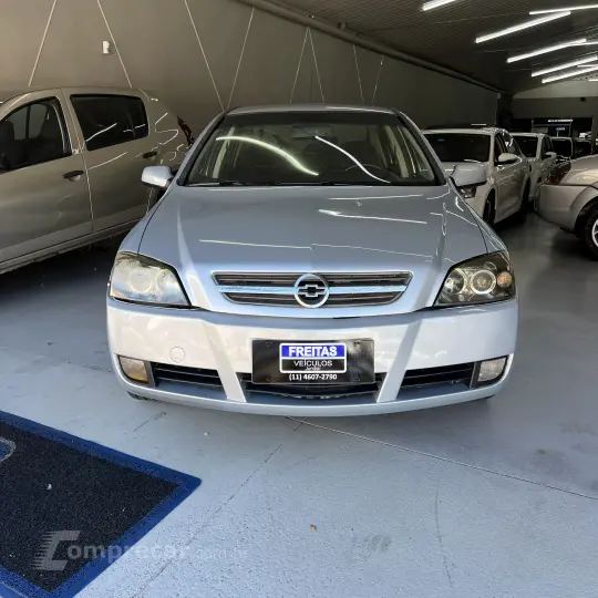 Astra Sed. Advant. 2.0 8V MPFI FlexP. 4p